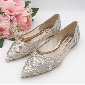 Badgley Mischka Gigi Pointed Toe Flat Ivory 7